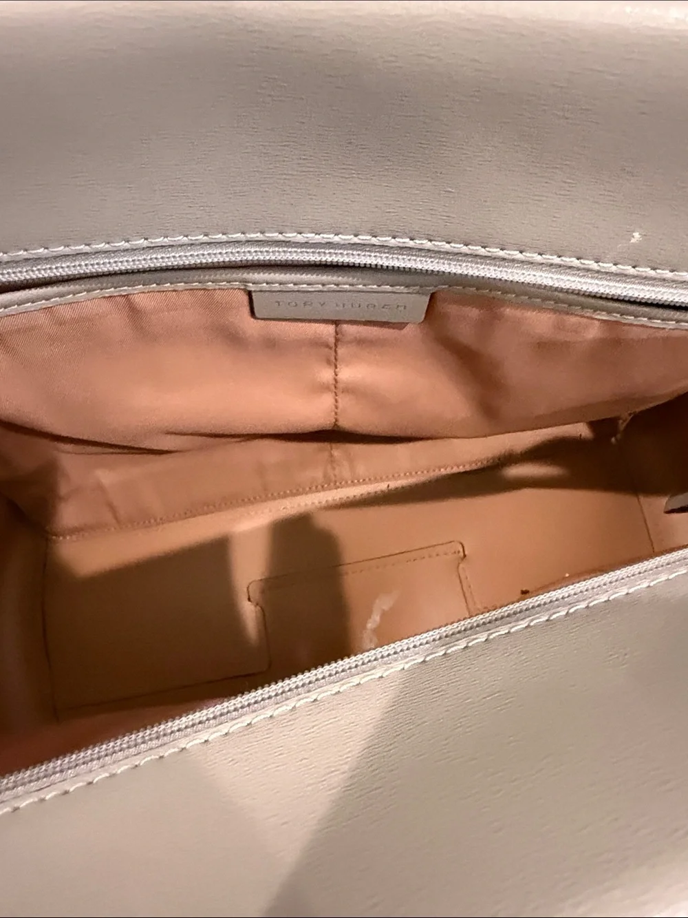 Tory Burch Leather Tote in Light Taupe Gray